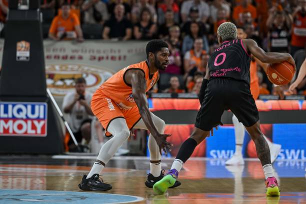 手球在先被 手球在先被