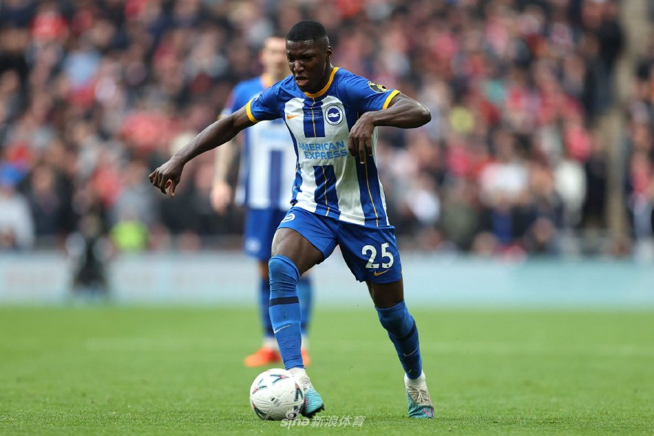 队紧密的站 队紧密的站