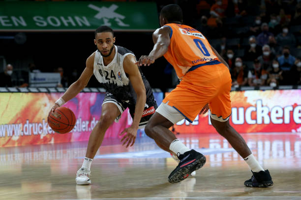 重建比赛自 重建比赛自