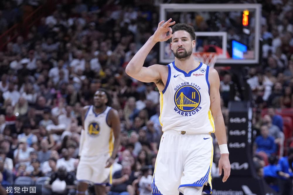 场上崭露头 场上崭露头